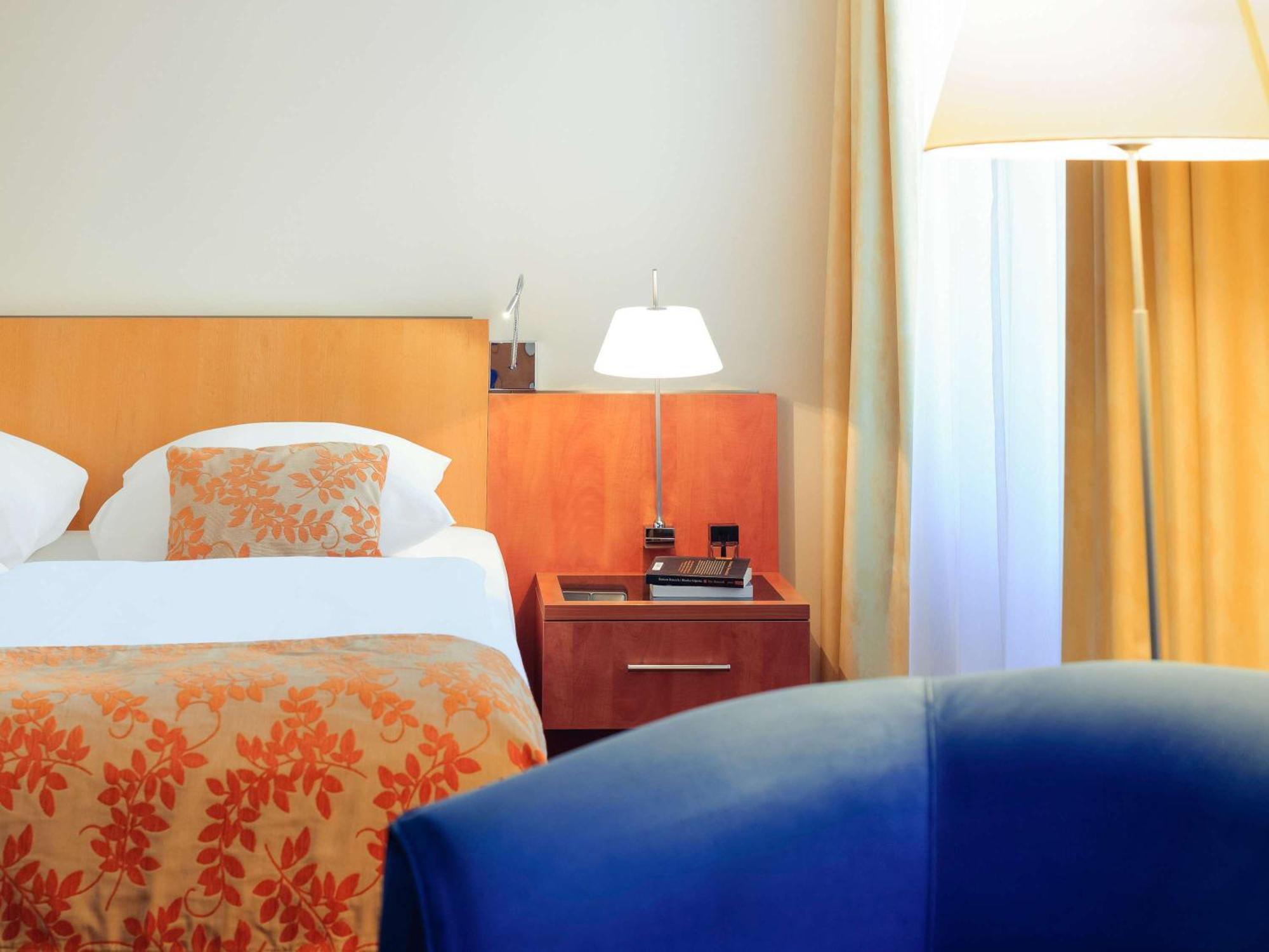 Отель Mercure & Residenz Checkpoint Charlie Берлин