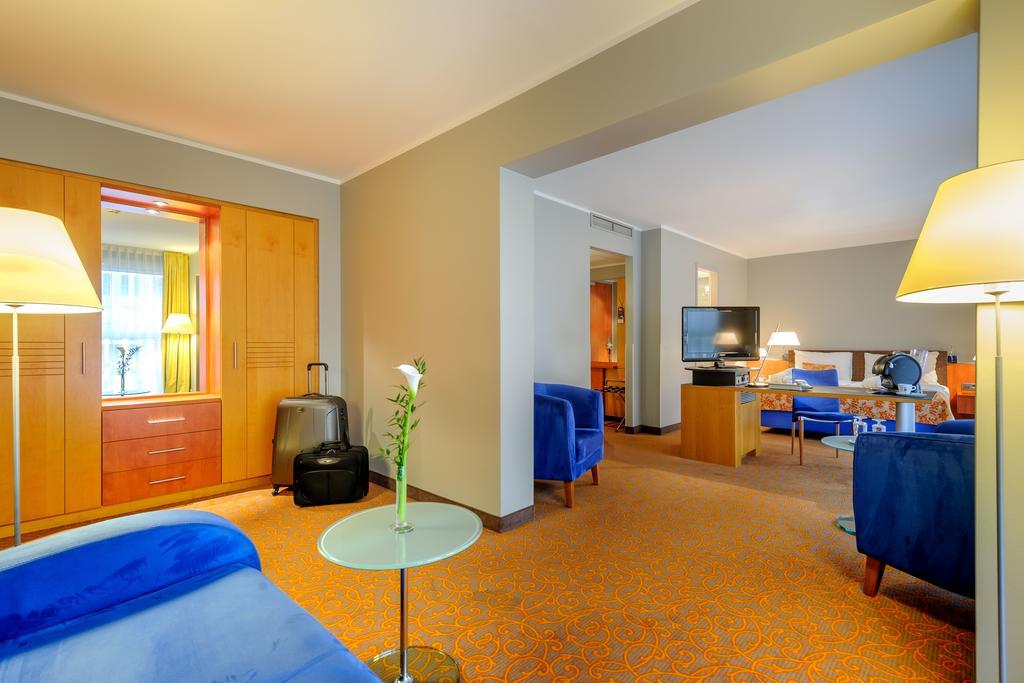 Отель Mercure & Residenz Checkpoint Charlie Берлин