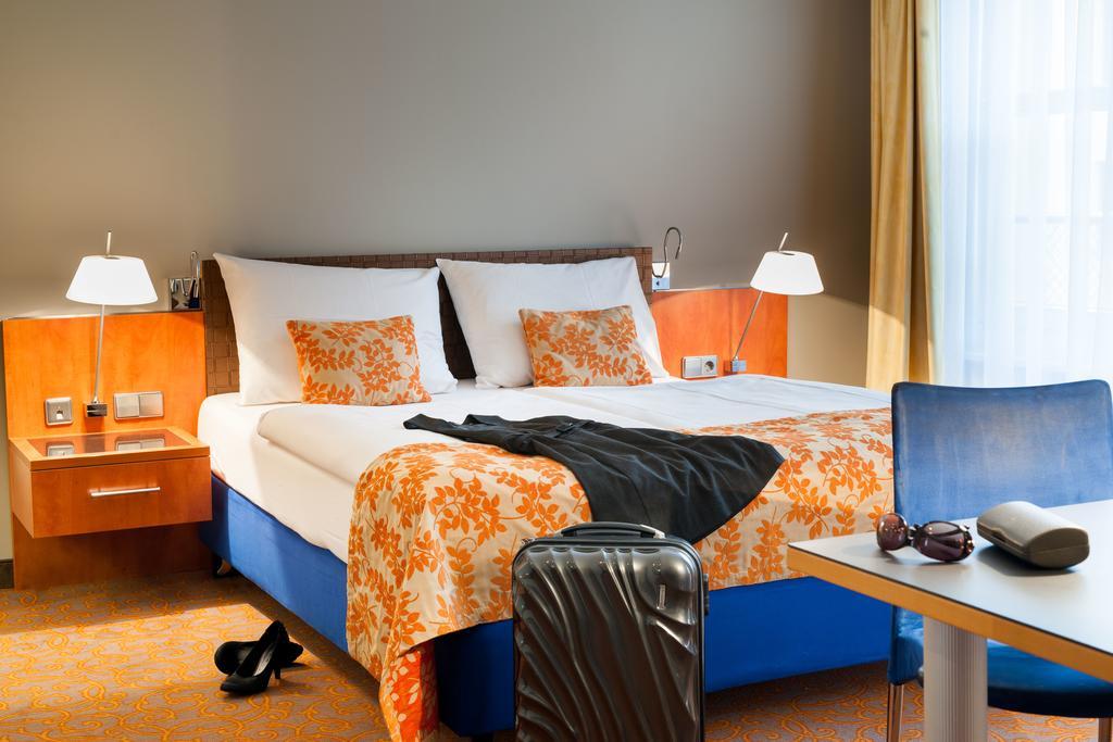 Отель Mercure & Residenz Checkpoint Charlie Берлин